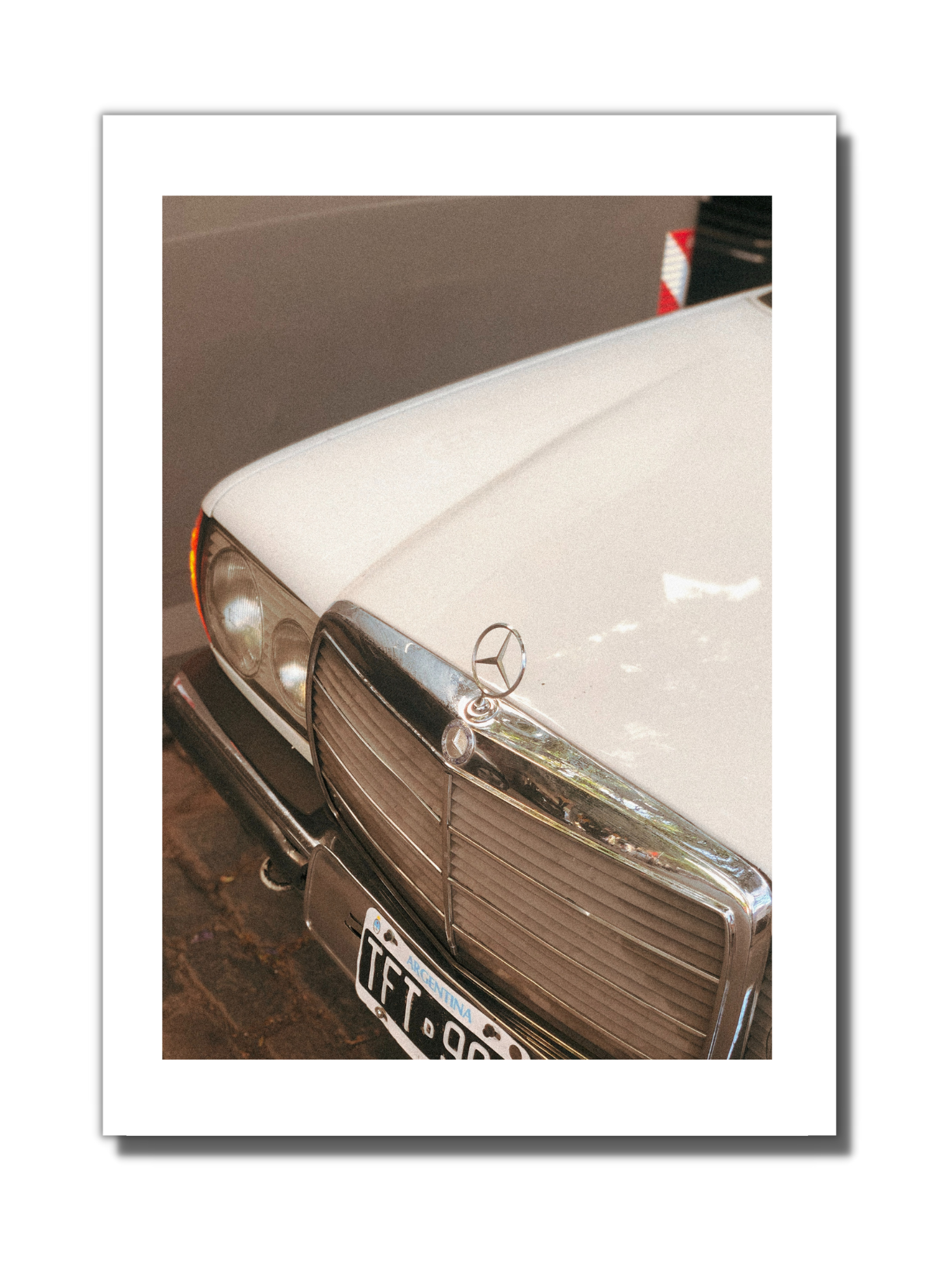 Voiture Mercedes Beige - BELHUES