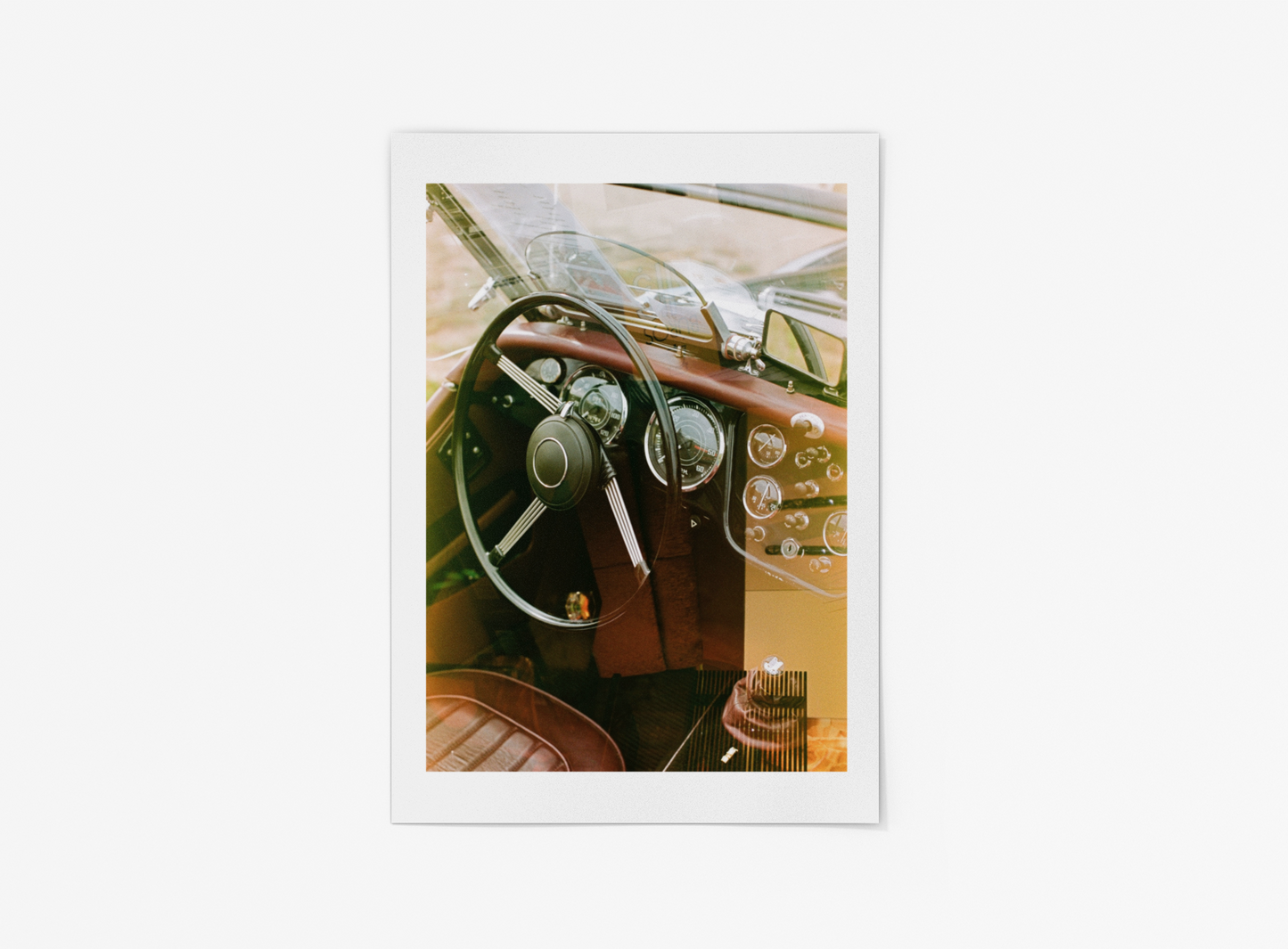 Voiture vintage intérieur - BELHUES